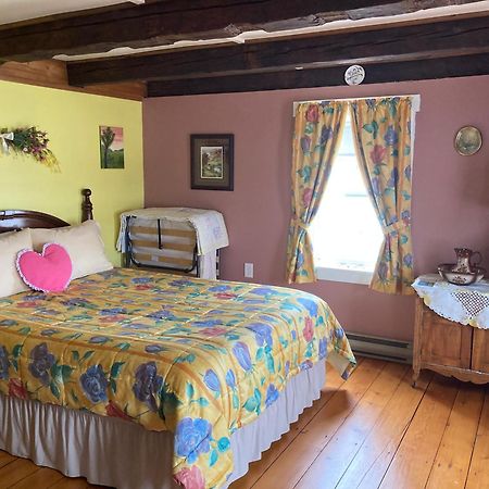 Mountainview Solitude Inn Riverside エクステリア 写真