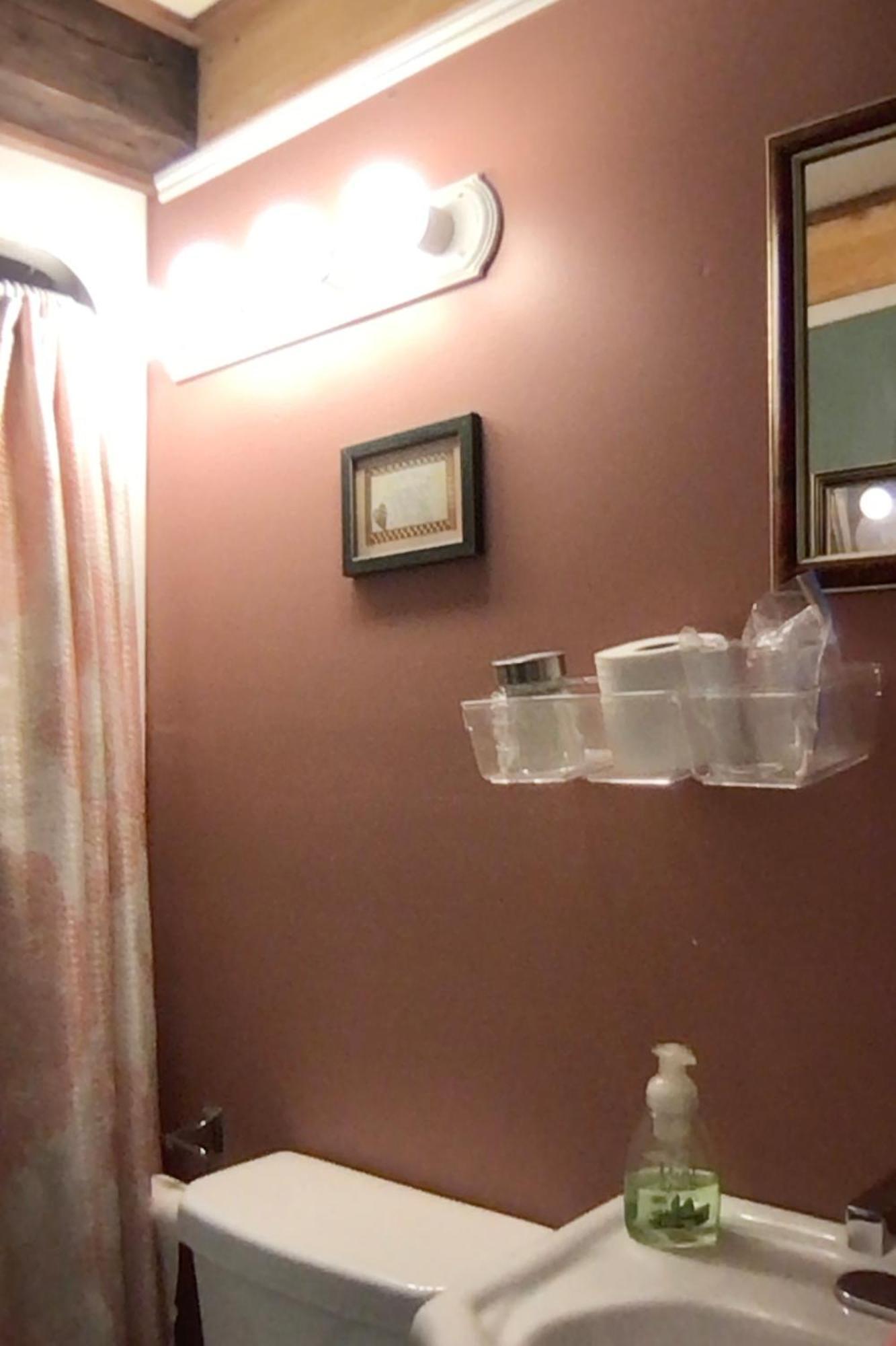 Mountainview Solitude Inn Riverside 部屋 写真