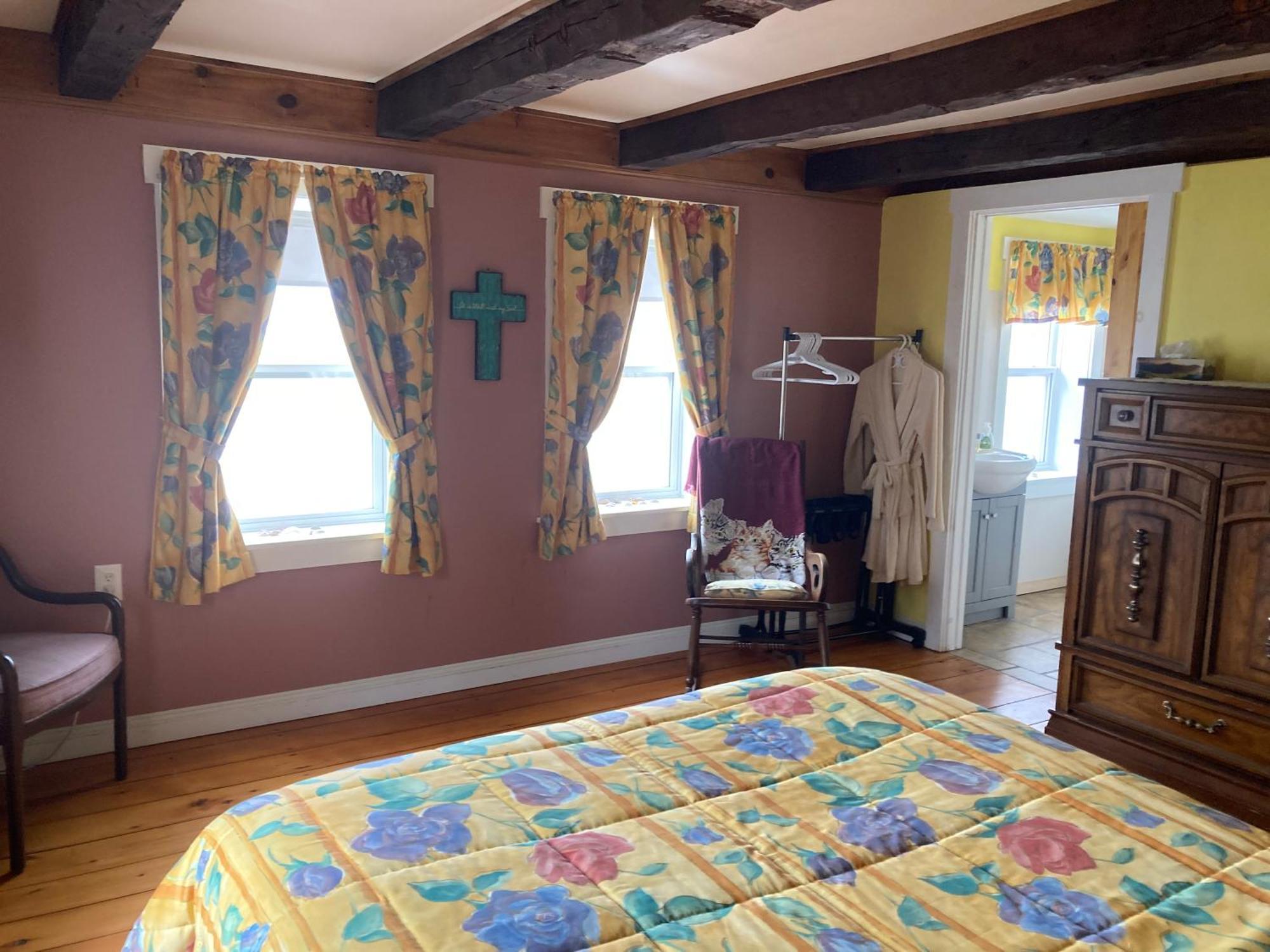 Mountainview Solitude Inn Riverside エクステリア 写真