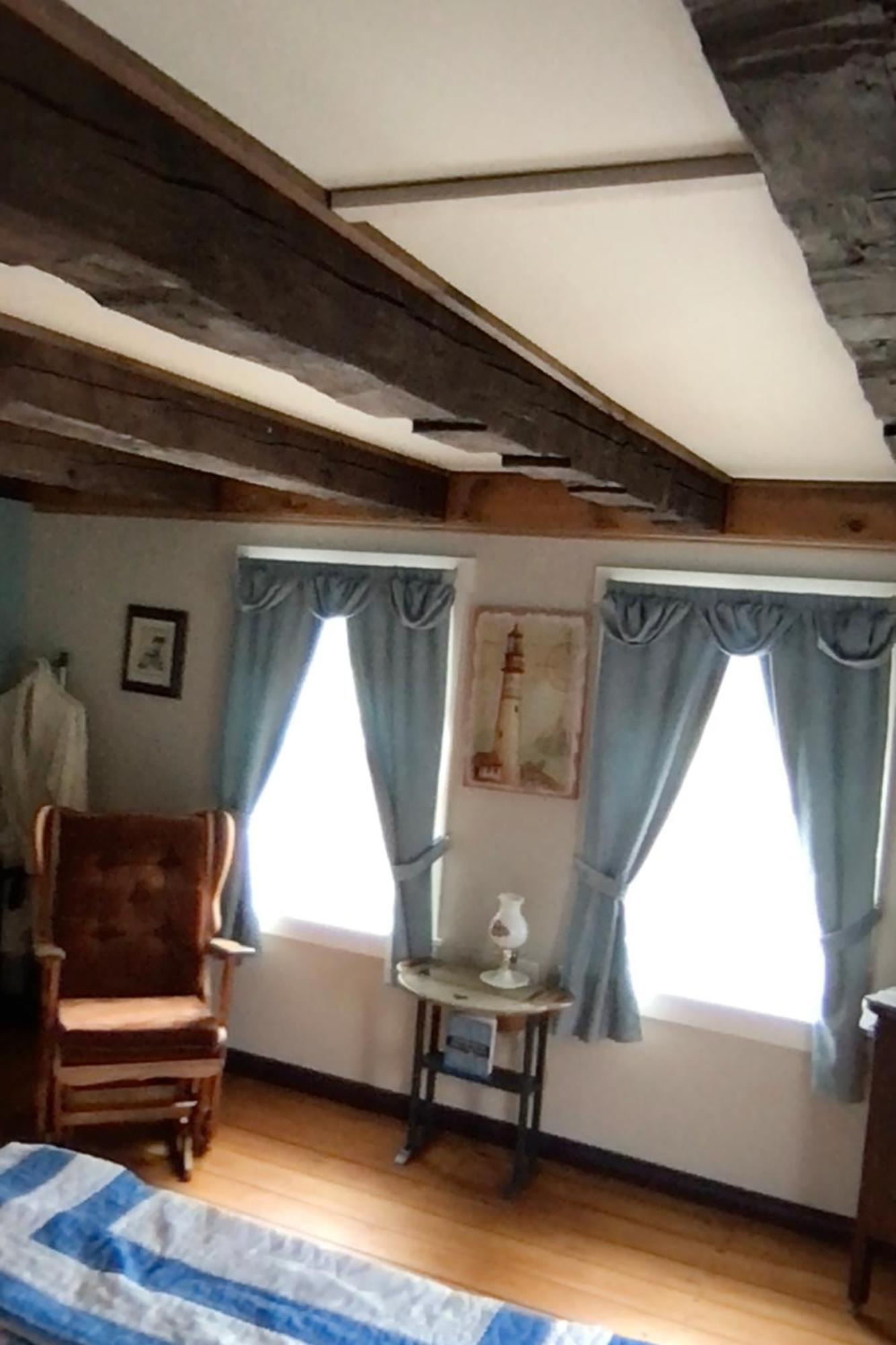 Mountainview Solitude Inn Riverside エクステリア 写真
